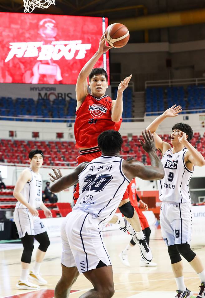 울산 현대모비스 장재석. KBL 제공