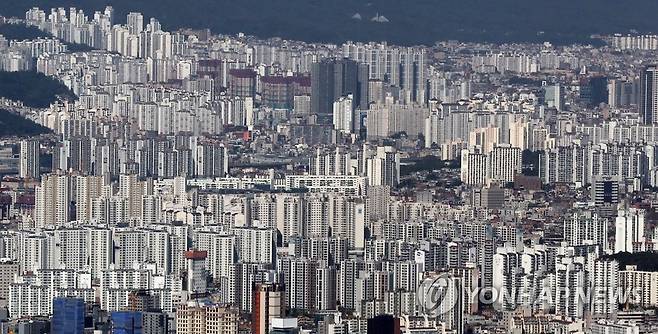 봄 이사철 2∼3월 입주 물량 감소…전세난 해갈 난망 [연합뉴스 자료사진]