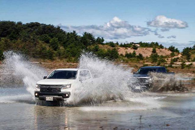 쌍용 렉스턴 스포츠 칸-쉐보레 콜로라도 비교 시승기