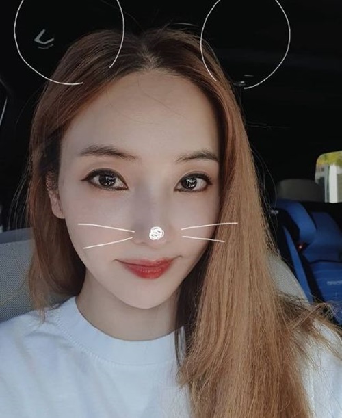 Actor Han Chae-young flaunted her glowing beautiful looksHan Chae-young posted an article and a photo on his instagram on the afternoon of the 11th, Happy New Year!Happy New Year to everyone and be healthy! he said. Stay safe! Love you.Inside the picture is a cute Han Chae-young selfie using a mouse filter.Han Chae-young showed off his charm with his charm.Especially, it is a reaction that the fans are glad and heartwarming to reveal the current situation with the selfie for a long time.