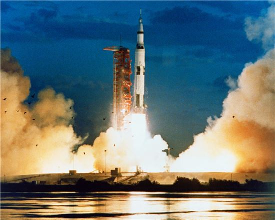 ▲아폴로4호가 1967년 11월9일 발사되고 있다.[사진제공=NASA]
