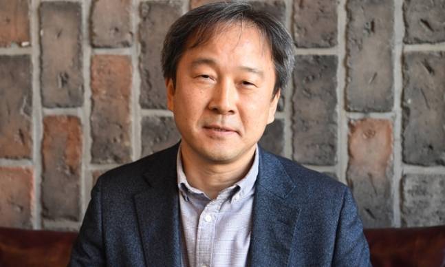 지난달 29일 성창익 민변 사법감시센터 소장이 현행 법관징계제도의 문제점을 설명하고 있다. 남제현 선임기자