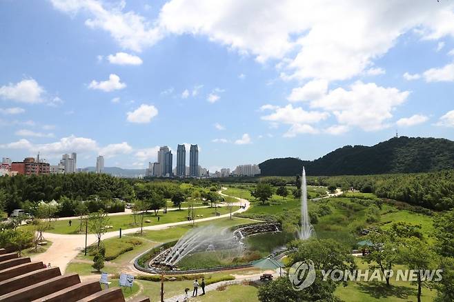 태화강 국가정원 전경 [울산시 제공.재판매 및 DB 금지]