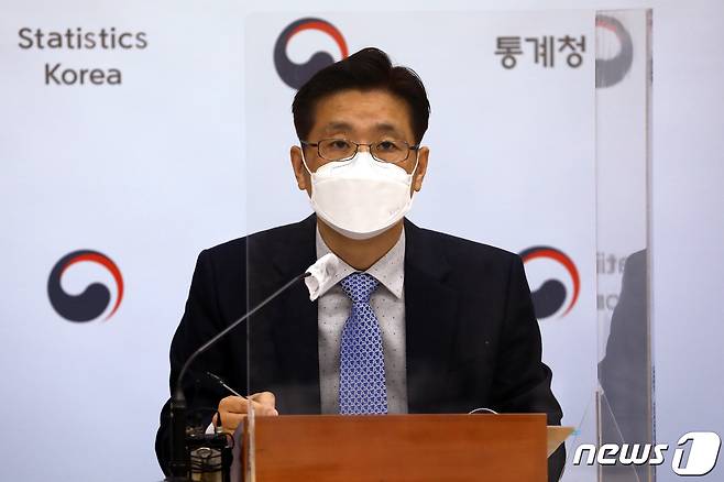 정동명 통계청 사회통계국장. /뉴스1 DB © News1 장수영 기자