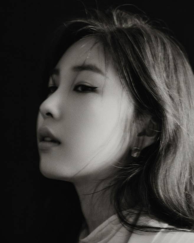 '우리의 방식'은 단편소설 콘셉트를 띤다. 권진아는 이번 앨범에서 처음으로 메인 프로듀서 역할을 맡았다. 안테나 제공