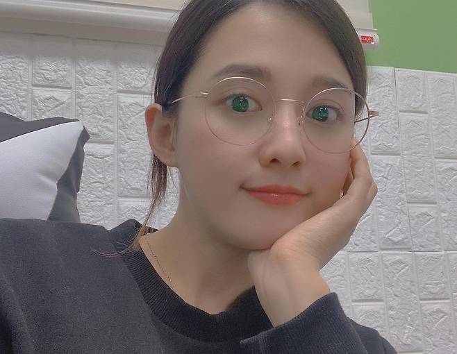 Nam Bo-ra has given off a cute charm.On the 19th, Nam Bo-ra posted two photos on his Instagram with an article entitled Do you look a little smart?In the photo, Nam Bo-ra is wearing round glasses, which take up half of his face; he tied his hair neatly and attracted attention with a pure but smart image.One fan of Nam Bo-ra commented, Huck Drama Shim Eun-ha I thought I was watching.Nam Bo-ra said, How many years are you? I know that drama! Our contemporaries!!Meanwhile, Nam Bo-ra appeared in the movie Cruia Award released on the 21st with Vicks Hyuk.