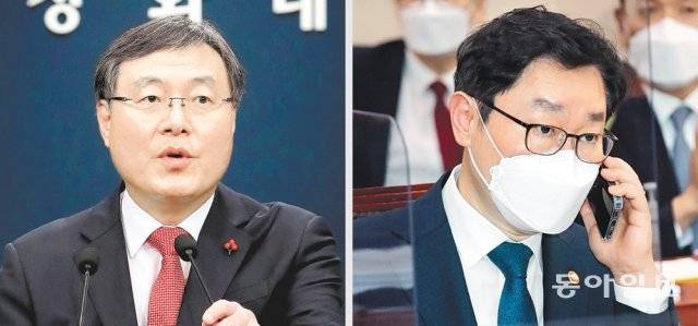 신현수 대통령민정수석비서관(왼쪽 사진)은 문재인 대통령의 결재 없는 검찰 고위 간부 인사안을 발표한 박범계 법무부 장관(오른쪽 
사진)에 대한 감찰을 요구한 것으로 전해졌다. 신 수석은 18, 19일 휴가를 냈고, 박 장관은 검찰 고위 간부 인사 과정에 대한
 구체적인 언급을 하지 않고 있다. 동아일보DB