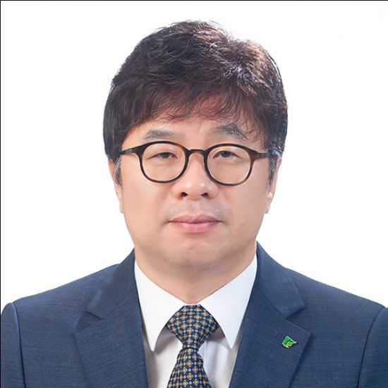 신임 한국멀티미디어학회장인 동명대 이응주 교수.