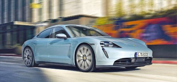 포르쉐 타이칸 4S/ 사진=포르쉐코리아