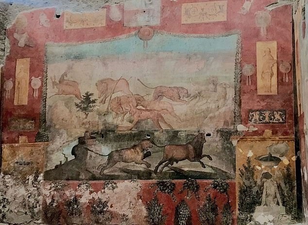 2000년 전 고대도시 폼페이의 복원된 프레스코 벽화