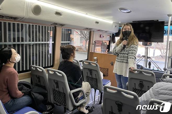 전북 순창군이 3일부터 지역 내 주요 관광지를 순회하는 풍경버스 운행을 재개했다.(순창군 제공)2021.3.3/ 뉴스1