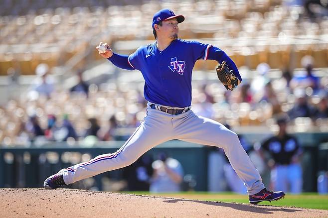 MLB 시범경기 첫 등판에서 고전한 일본인 투수 아리하라 고헤이 [텍사스 레인저스 구단 제공/케빈 갤리. 재판매 및 DB 금지]