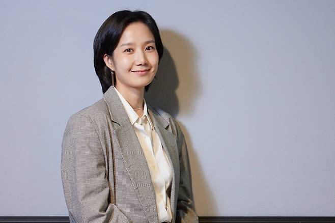 영화 '빛과 철'에서 희주 역을 맡아 열연한 배우 김시은. 찬란 제공