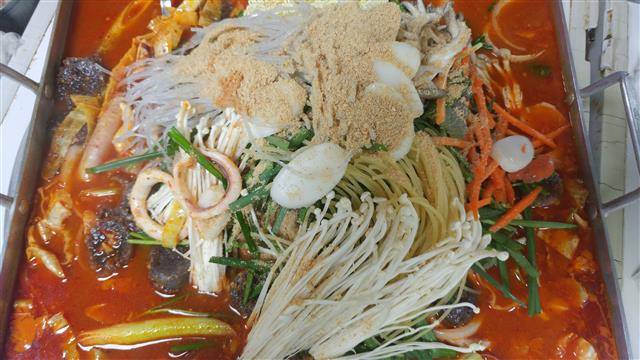 수원 지동시장 순대곱창볶음