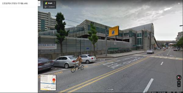 데이팅 앱 ‘연하다 소개팅’(운영사 시소모바일)에 적힌 회사 주소를 검색해보니 도로 한가운데가 표시됐다.