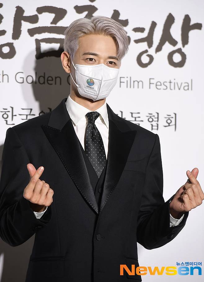 Actor and singer Choi Min-ho (SHINee) attended the red carpet of the 40th Golden Shooting Awards ceremony held at the Opelis Wedding Hall in Jung-gu, Seoul on the afternoon of March 11.