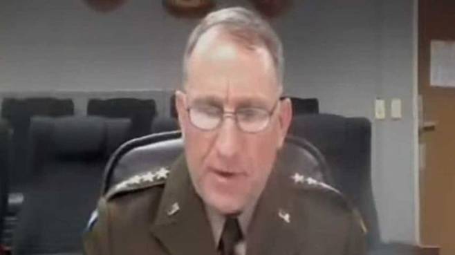 현지시간 10일 미 하원 군사위에서 답변하고 있는 에이브럼스 사령관