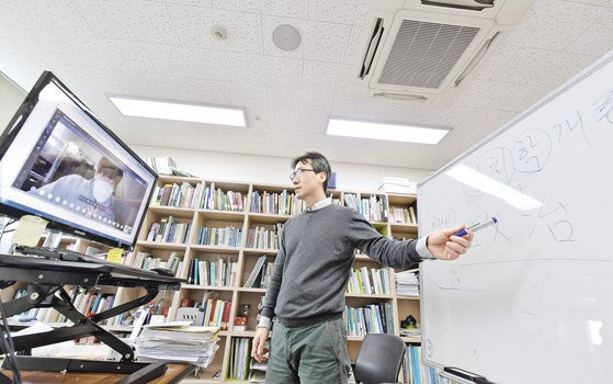 건국대는 코로나19 사태 전부터 e-러닝 선도대학으로서 온라인 수업에 관한 체계적 기준을 갖추고 있었다.