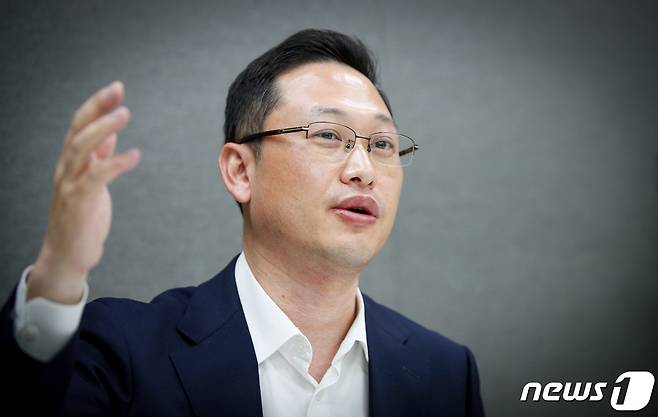 이경수 메리츠증권 리서치센터장이 23일 서울 여의도 본사에서 뉴스1과 인터뷰를 하고 있다. 2021.3.23/뉴스1 © News1 안은나 기자