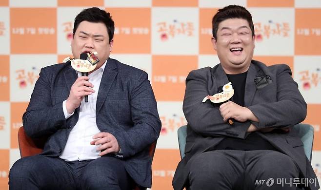 개그맨 김준현(왼쪽), 유민상/사진=이기범 기자
