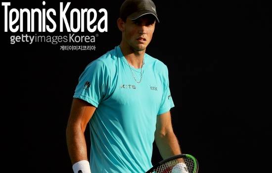 포스피실이 ATP와 불화로 경기 도중 분노를 표출했다