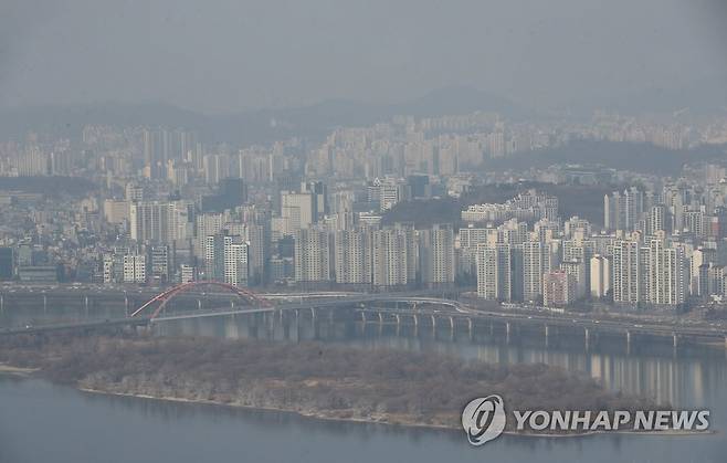 서울 여의도 63빌딩에서 바라본 아파트 단지, 빌딩 숲 [연합뉴스 자료사진]