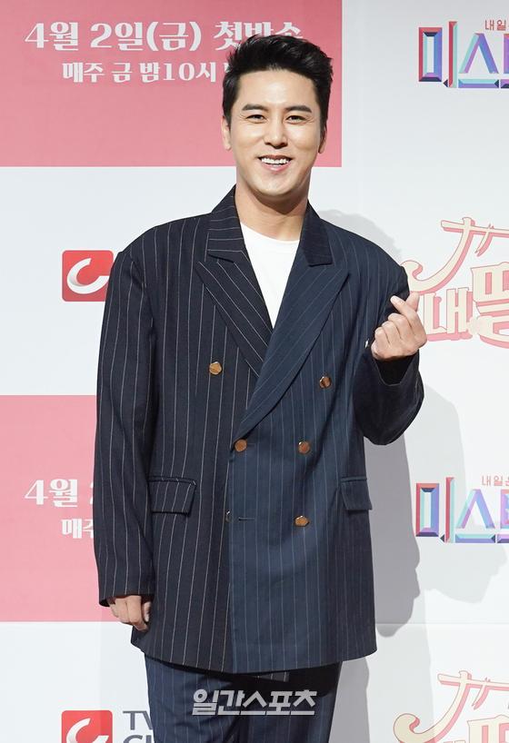 Jang Min-Ho, who is in charge of the society, attended the My Daughters Production Presentation and Miss Trot 2 Top 7 Interview which will be held online on the afternoon of the 29th day.Photo: TV Chosun Offering 2021.03.29