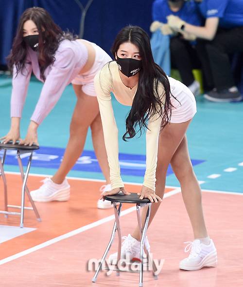 ▲ 신나는 '롤린' 무대