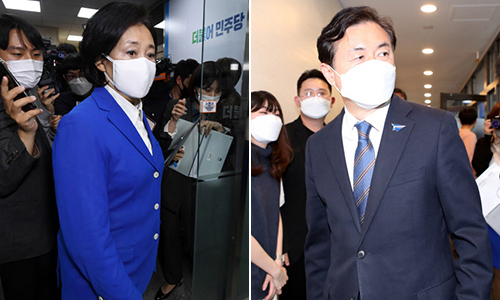 7일 오후 더불어민주당 박영선·김영춘 후보가 4·7 보궐선거 패배를 받아들인다는 입장을 밝힌 뒤 선거사무소를 나서고 있다. 연합뉴스