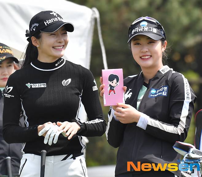 미녀 골퍼 김재희 야디지북 캐리커쳐 구경하세요