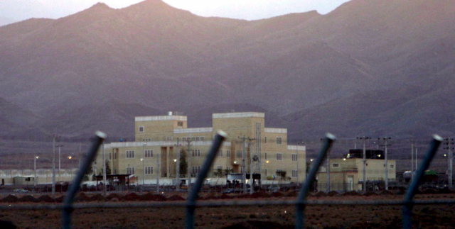 이란 중부 나탄즈에 위치한 원자력 발전소. /EPA연합뉴스