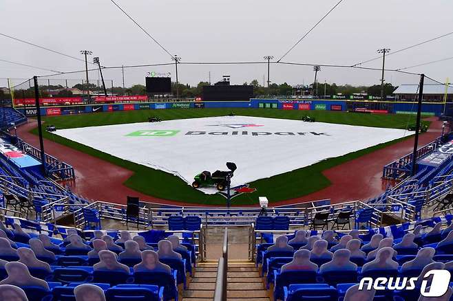 비로 취소된 토론토 블루제이스와 LA에인절스의 경기. © AFP=뉴스1