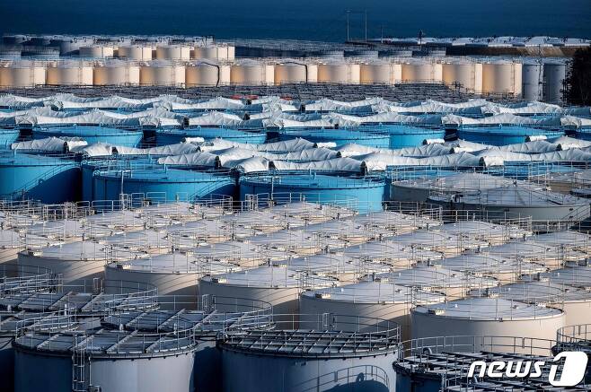 도쿄전력(TEPCO) 후쿠시마 제1원전의 오염수 저장탱크. © AFP=뉴스1 자료 사진