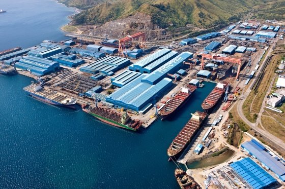 A promotional image of distressed Subic Shipyard, formerly owned by Hanjin Heavy Industries & Construction, which is now under the control of a consortium of Australian shipbuilder Austal and US private equity firm Cerberus. (Hanjin Heavy Industries & Construction)