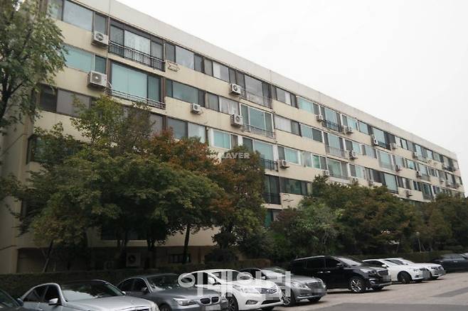압구정 현대4차 아파트 전경. (사진=네이버부동산)