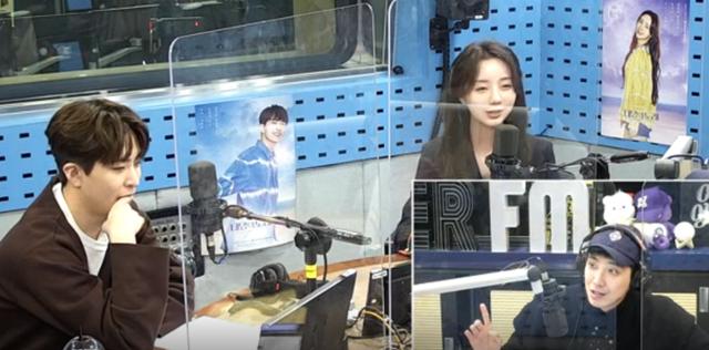 케이와 영재가 SBS 파워FM '이준의 영스트리트'에 게스트로 출연했다. 보이는 라디오 캡처