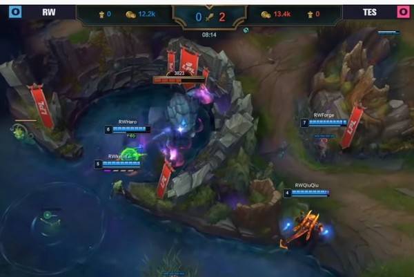 사진=LPL 공식 유튜브, RW가 TES를 꺾은 이변의 그 경기