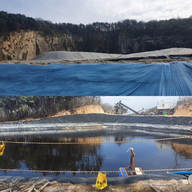 1일 전북 익산 낭산 폐석산에 묻힌 불법 폐기물들이 천막으로 덮여 있는 가운데 폐기물에서 나온 침출수가 커다란 저수지처럼 고여 있다. 이정원 기자