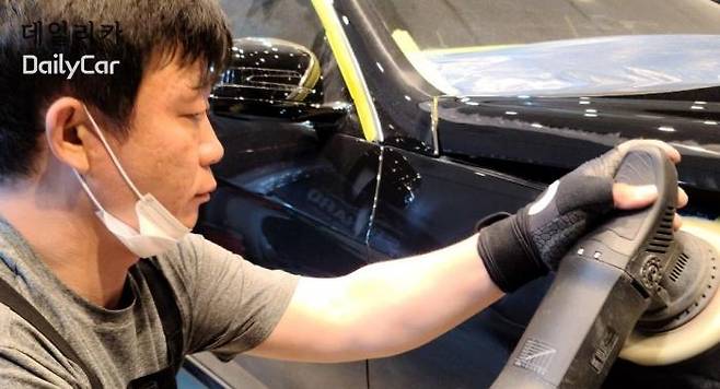 김영선 씨 (자동차 광택) </figcation>