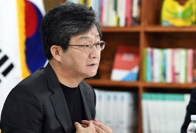 국민일보와 인터뷰 중인 유승민 전 국민의힘 의원. 최종학 선임기자