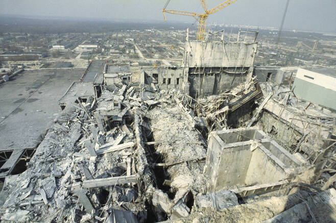 체르노빌 원전 폭발 현장 - 2011년 일본 후쿠시마 원전 사고 이전 최악의 원전사고인 구 소련 체르노빌 원전 폭발사고 현장의 모습위키피디아 제공
