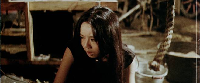 1971년 개봉한 윤여정의 데뷔작 '화녀'의 스틸컷. 연합뉴스