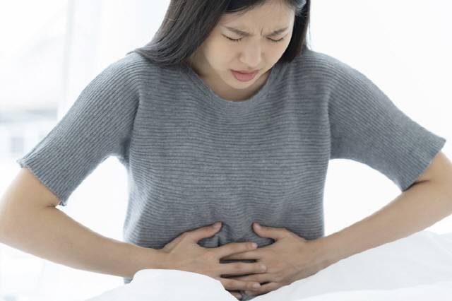 해외직구 다이어트 식품에 든 센노사이드 등은 복통, 설사를 유발한다. /사진=게티이미지뱅크