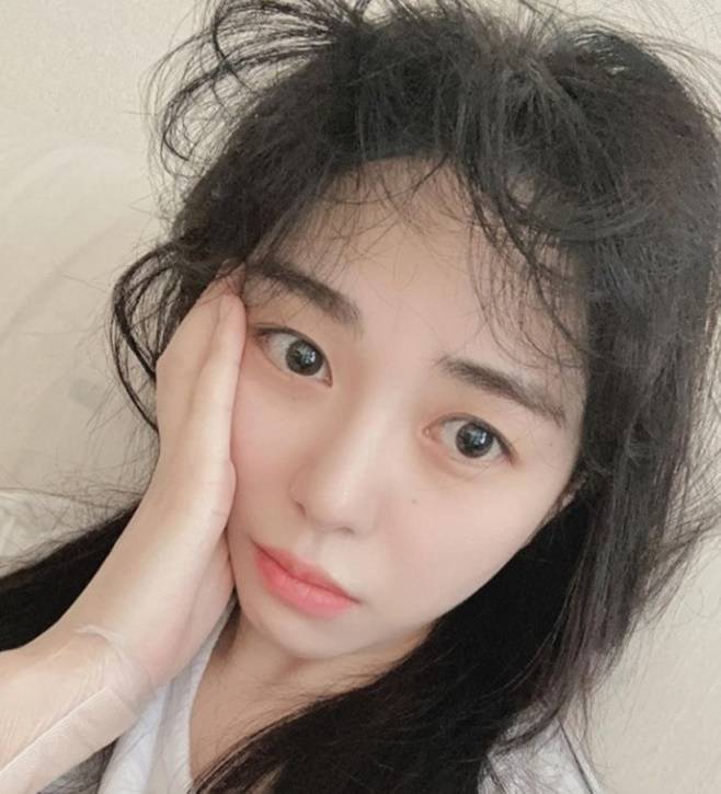 권민아