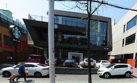 서울 강서구 화곡동 스타벅스 건물. /조선DB