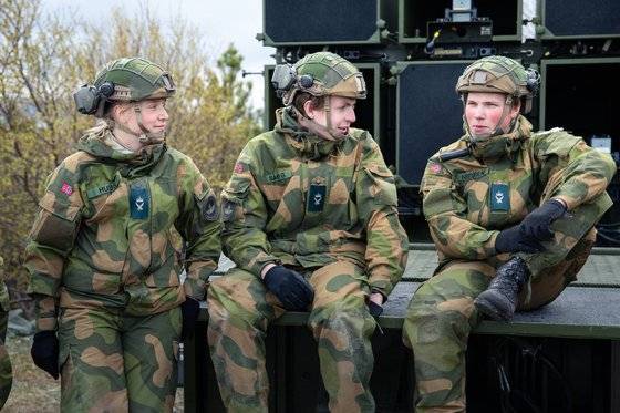 노르웨이는 2016년부터 여성징병제를 시작했다. 사진 노르웨이 군.