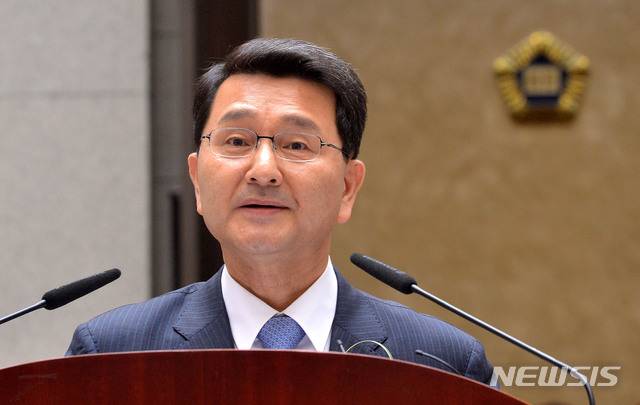 [서울=뉴시스]박동욱 기자 = 박상옥 대법관이 지난 2015년 5월8일 오후 서울 서초구 대법원에서 열린 취임식에서 취임사를 하고 있다. (사진=뉴시스 DB). photo@newsis.com