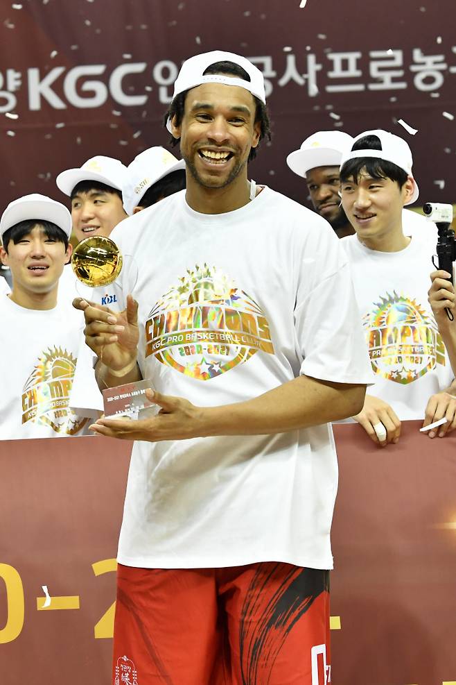 챔피언결정전에서 맹활약한 안양 KGC 제러드 설린저. KBL 제공