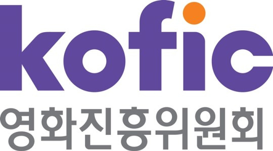 한국시나리오작가조합이 영진위 신임 사무국장 재신임에 대해 공개적인 비판에 나섰다.