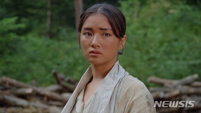 [서울=뉴시스] 영화 '뻐꾸기도 밤에 우는가' 스틸. (사진=다자인소프트 제공) 2021.05.11 photo@newsis.com